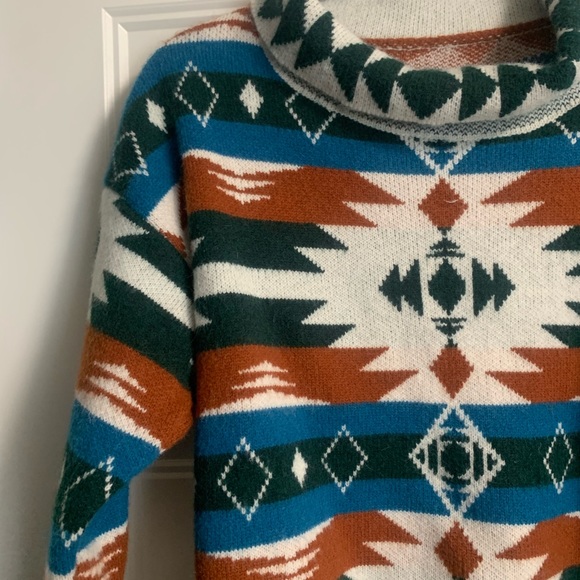 Wool Aztec sweater - Picture 2 of 2